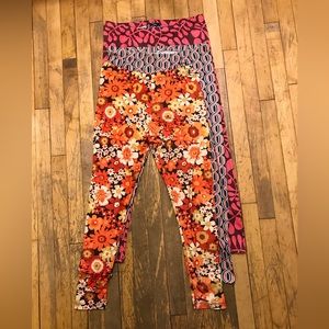 🌲Lesley Evers “Reese” leggings 3 pair